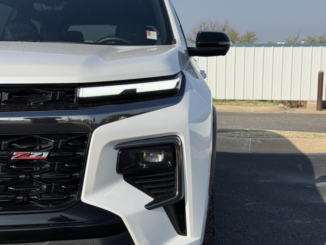 used 2025 Chevrolet Traverse car