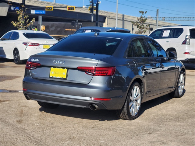 2017 Audi A4 2.0T Premium photo 2