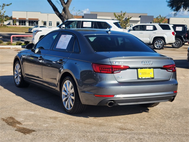 2017 Audi A4 2.0T Premium photo 4