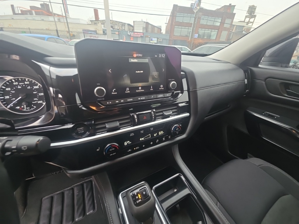 used 2025 Nissan Pathfinder car, priced at $27,895