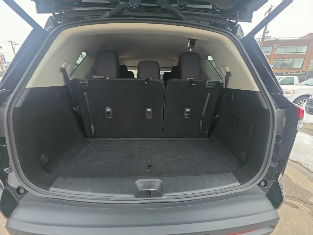 used 2025 Nissan Pathfinder car, priced at $27,895