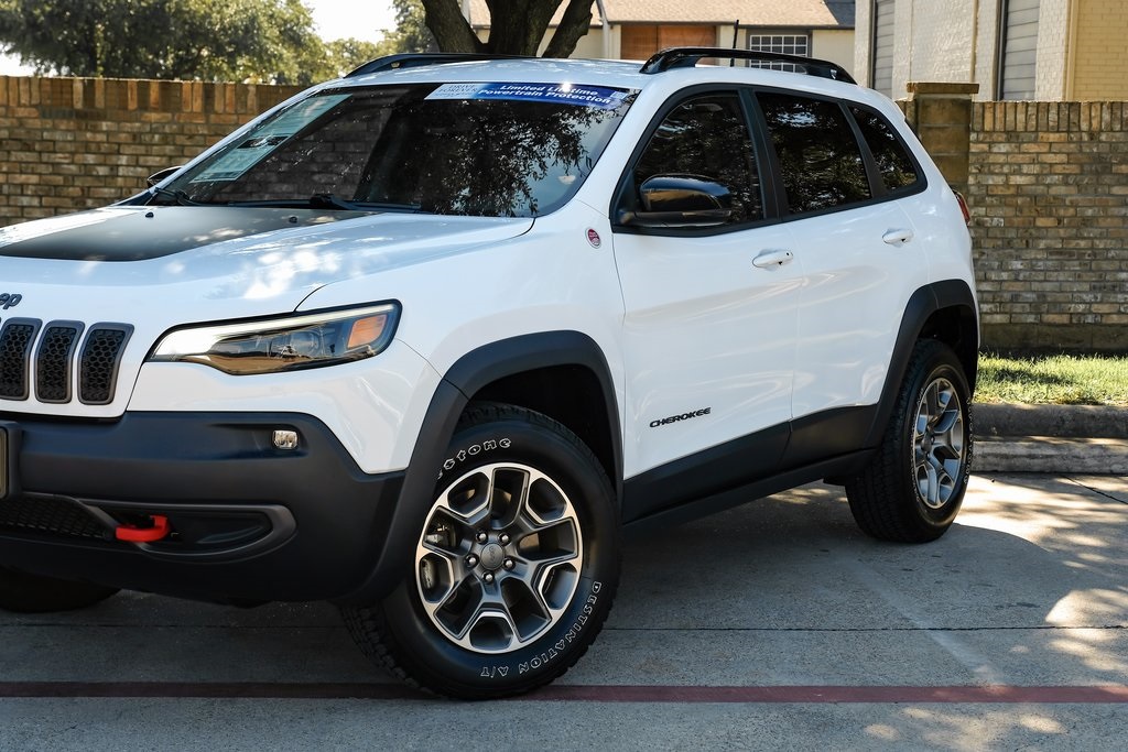 used 2022 Jeep Cherokee car, priced at $23,969