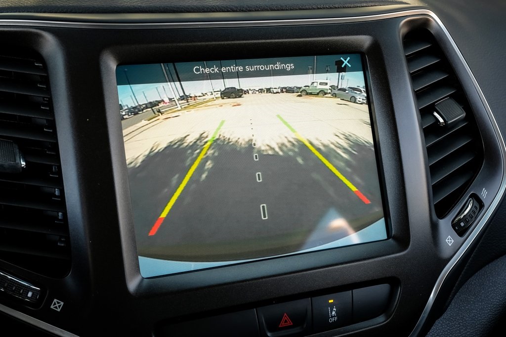 used 2022 Jeep Cherokee car, priced at $23,969