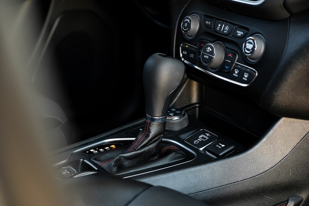 used 2022 Jeep Cherokee car, priced at $23,969