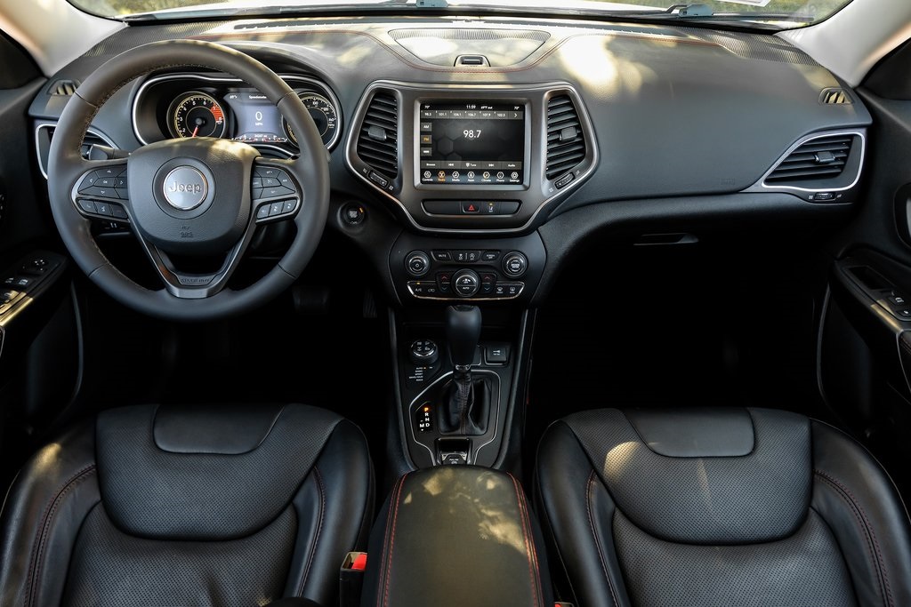 used 2022 Jeep Cherokee car, priced at $23,969