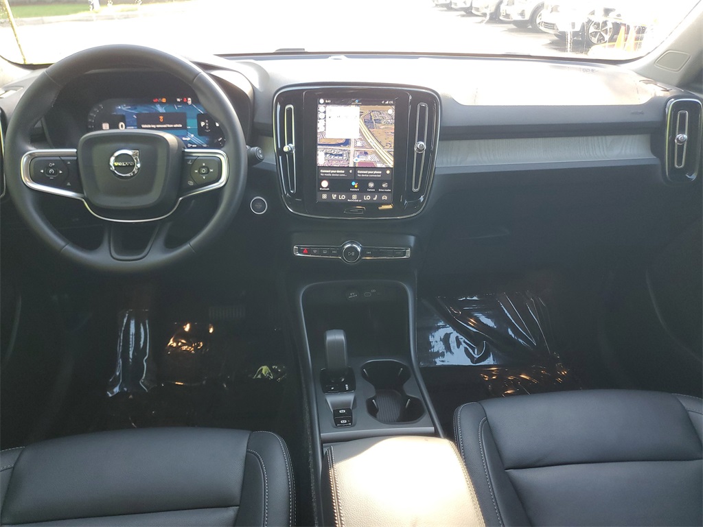 used 2025 Volvo XC40 car, priced at $28,795