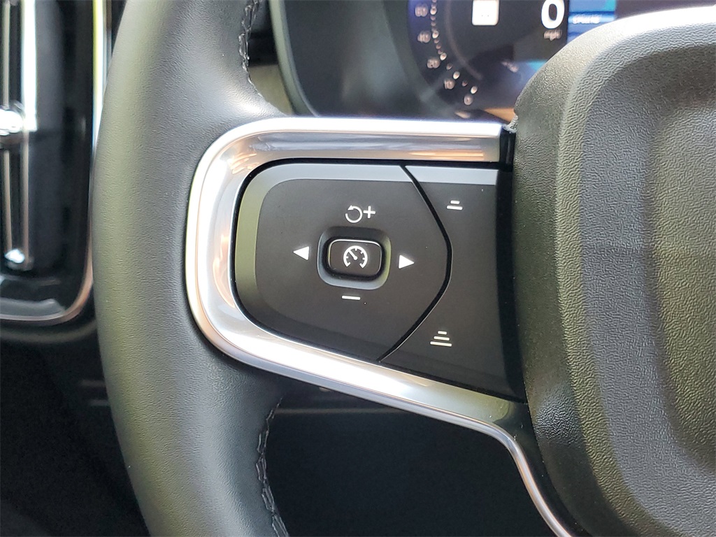 used 2025 Volvo XC40 car, priced at $28,795