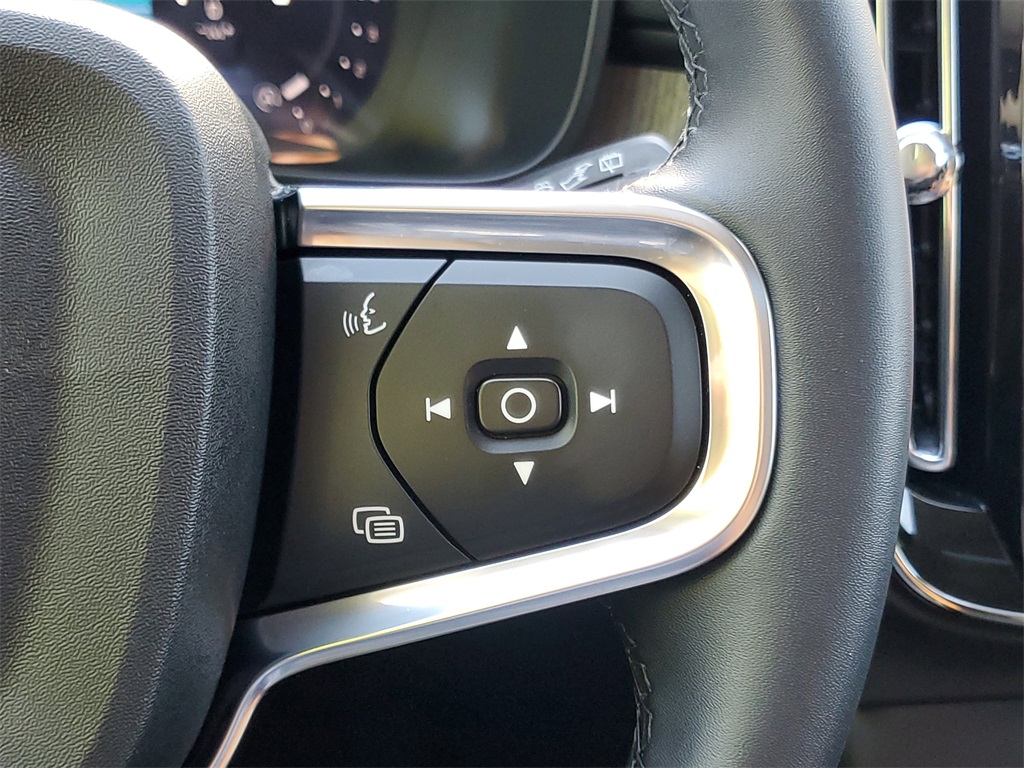 used 2025 Volvo XC40 car, priced at $28,795