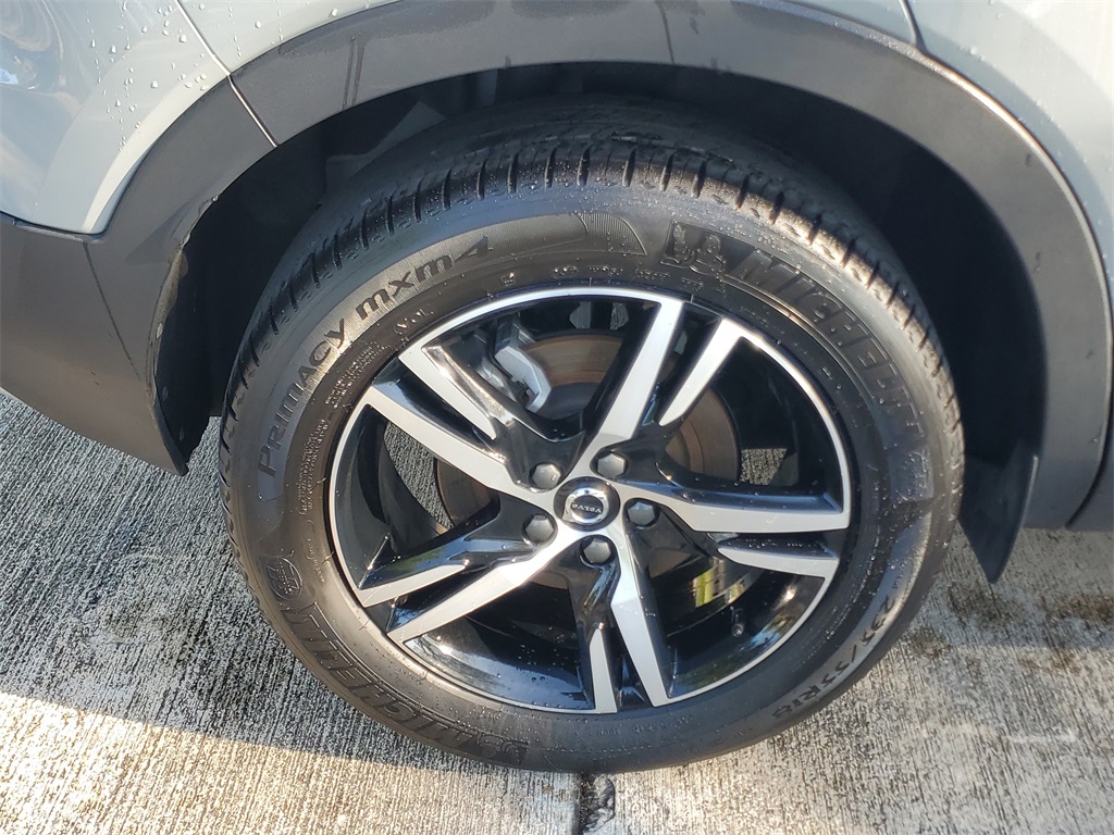 used 2025 Volvo XC40 car, priced at $28,795