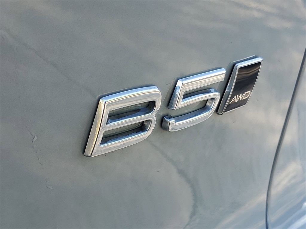 used 2025 Volvo XC40 car, priced at $28,795