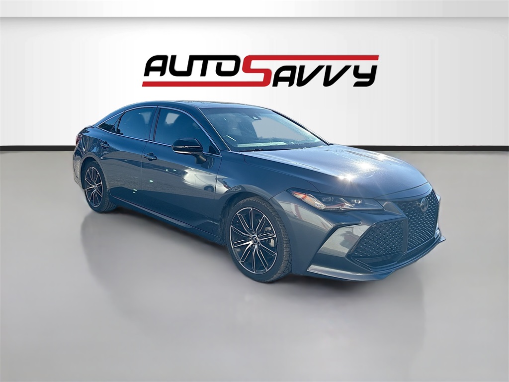 2019 Toyota Avalon Touring's photo