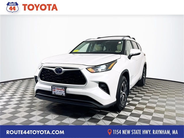 2023 Toyota Highlander XLE's photo