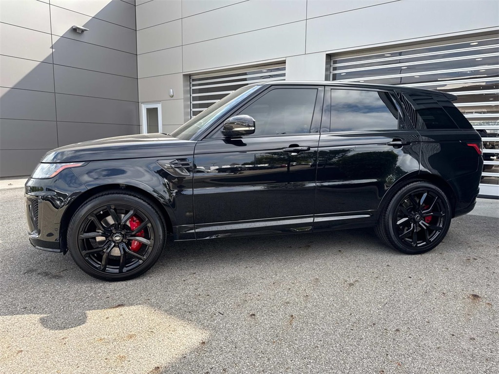 2022 Land Rover Range Rover Sport SVR photo 3