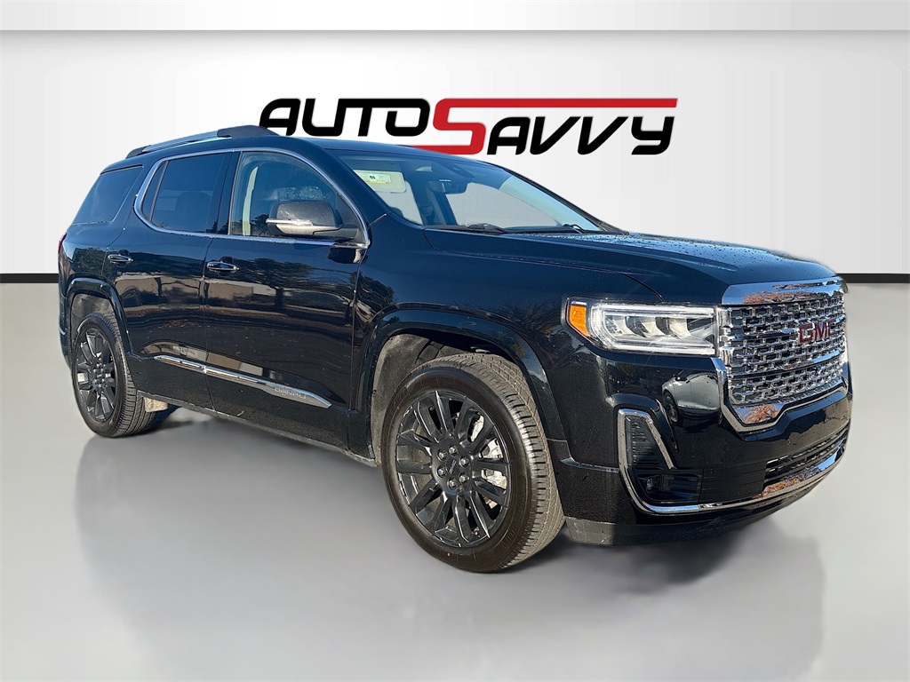2023 GMC Acadia Denali's photo
