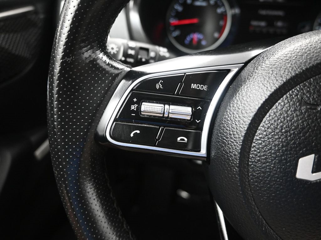 2023 Kia Seltos SX photo 27