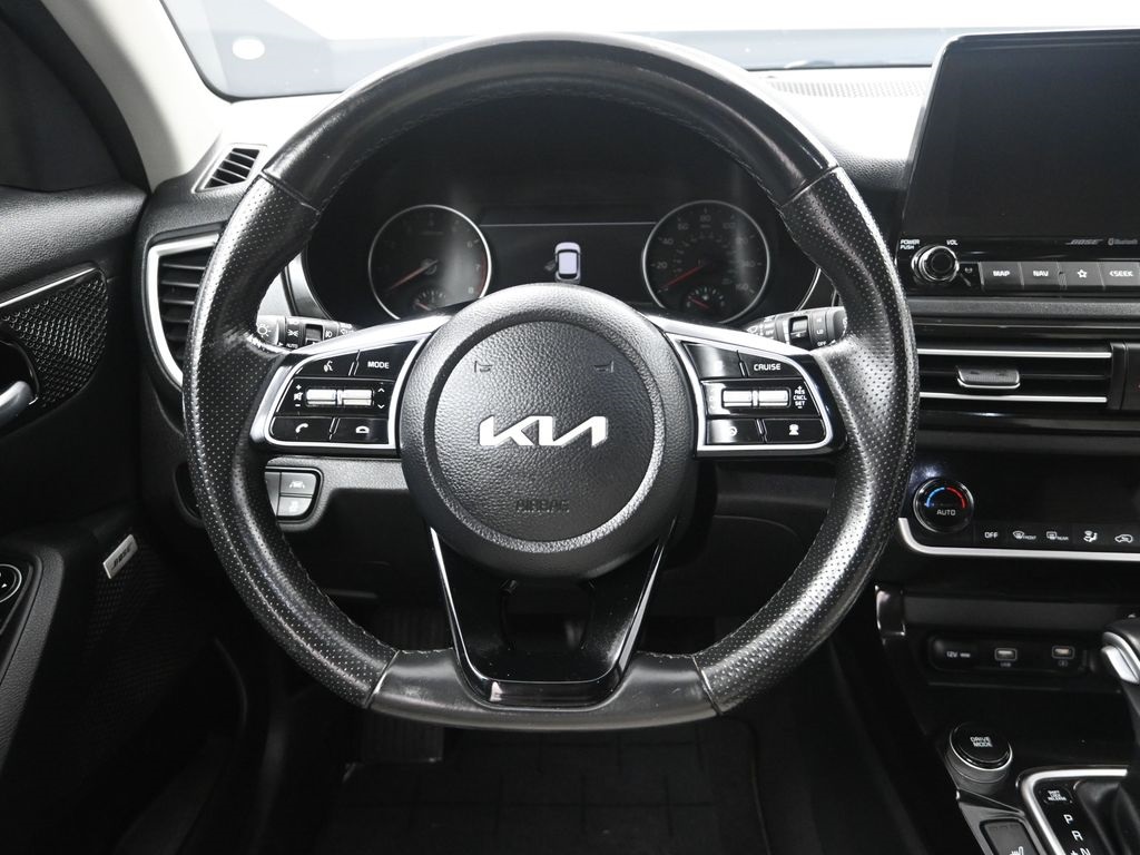 2023 Kia Seltos SX photo 30