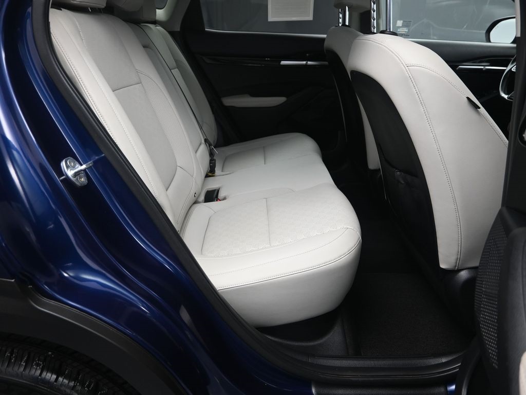 2023 Kia Seltos SX photo 33
