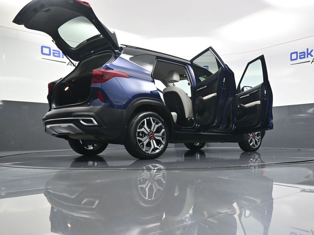 2023 Kia Seltos SX photo 58