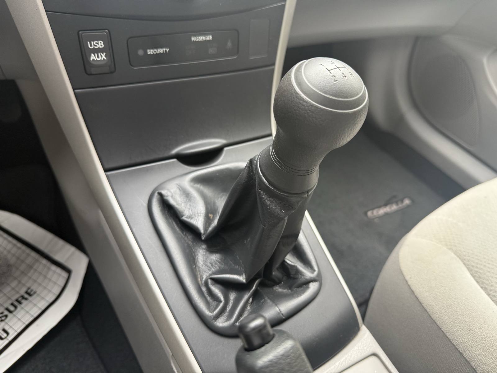2013 Silver Toyota Corolla L FWD Sedan