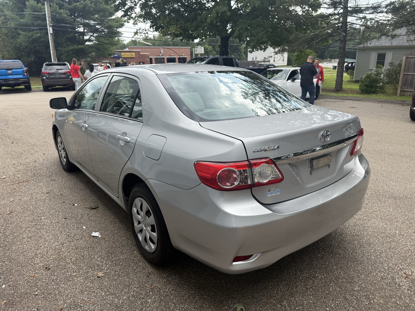 2013 Silver Toyota Corolla L FWD Sedan