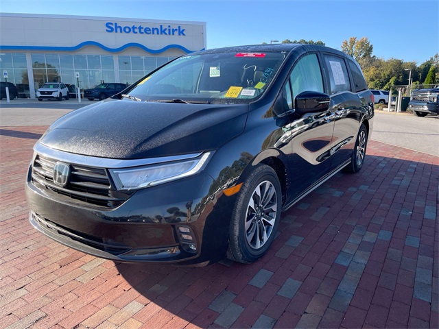 2024 Honda Odyssey EX-L's photo