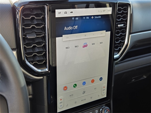 New 2025 Ford Ranger XLT 4D Crew Cab