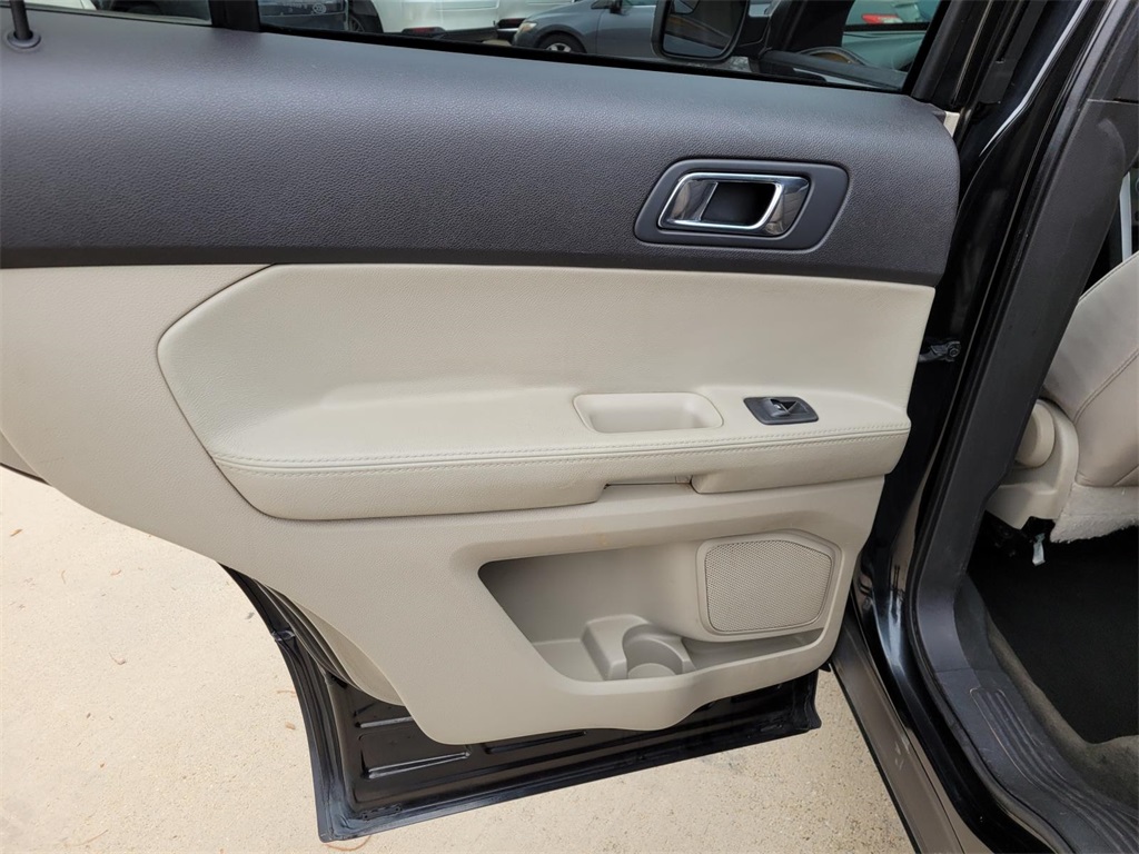 used 2015 Ford Explorer car, priced at $6,650