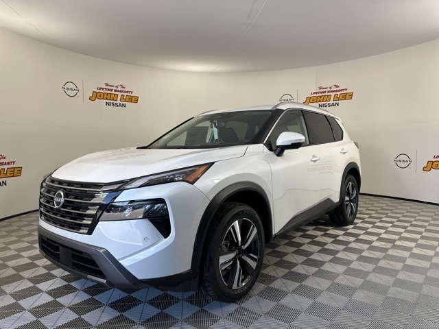2025 Everest White Pearl Nissan Rogue SL SUV