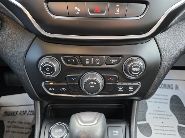 2021 Jeep Cherokee Latitude Lux 4X4