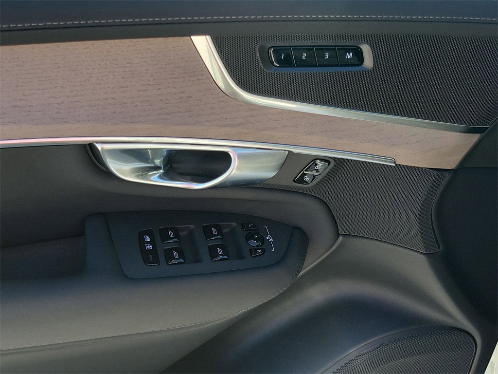 new 2026 Volvo XC90 car, priced at $63,845