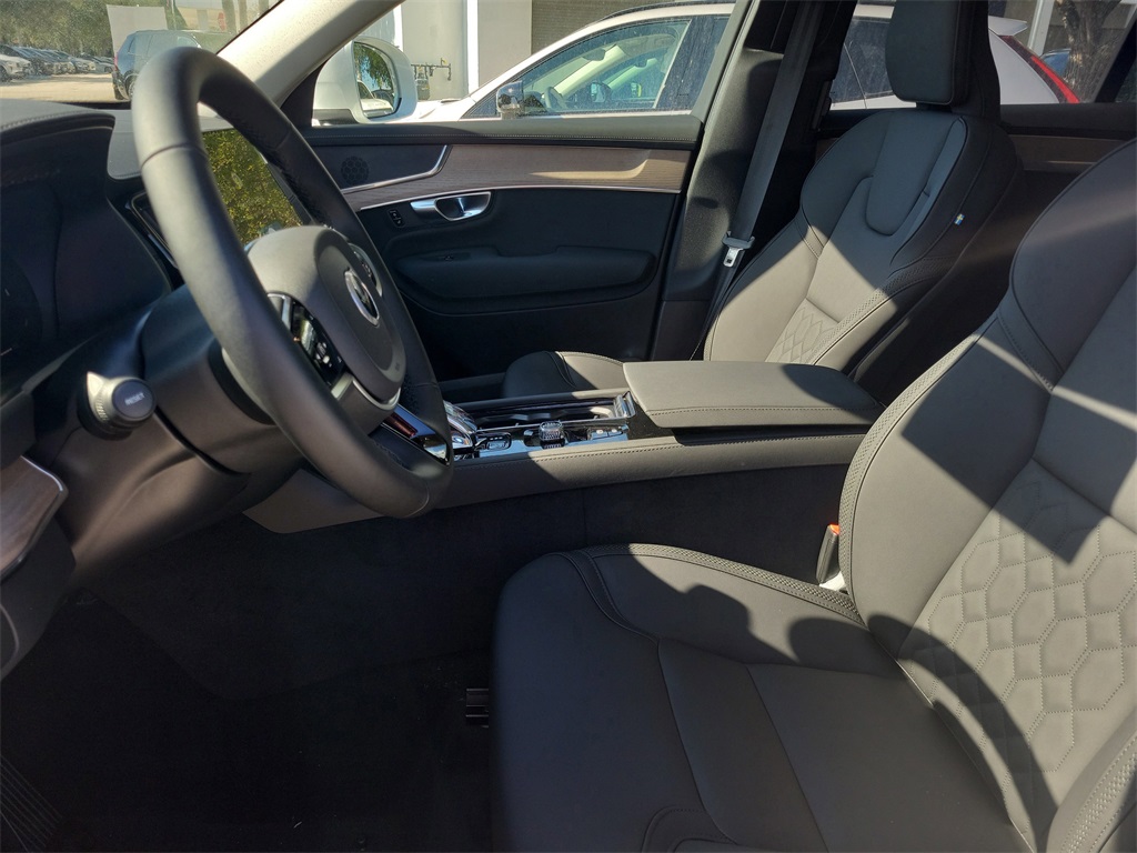 new 2026 Volvo XC90 car, priced at $63,845