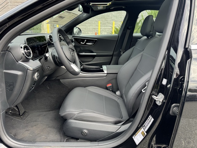 2025 Mercedes Benz C 300 4MATIC photo 12