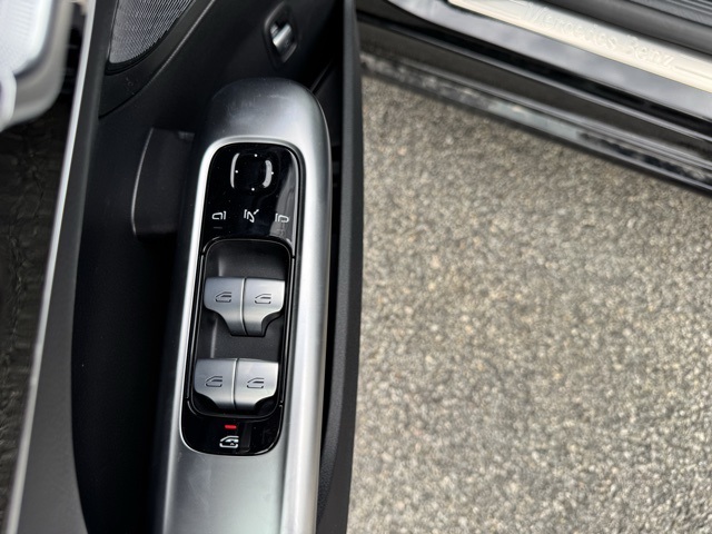 2025 Mercedes Benz C 300 4MATIC photo 21