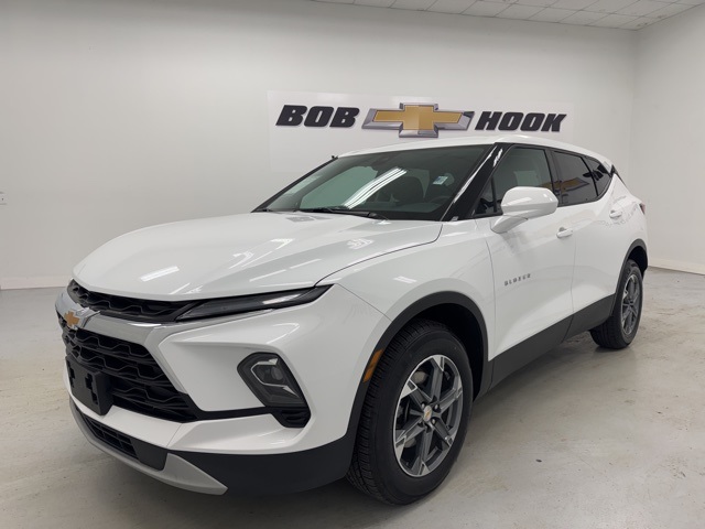 used 2025 Chevrolet Blazer car, priced at $27,988