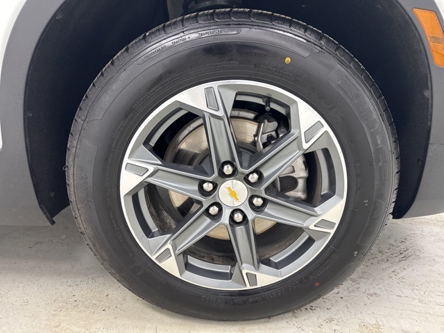 used 2025 Chevrolet Blazer car, priced at $27,988