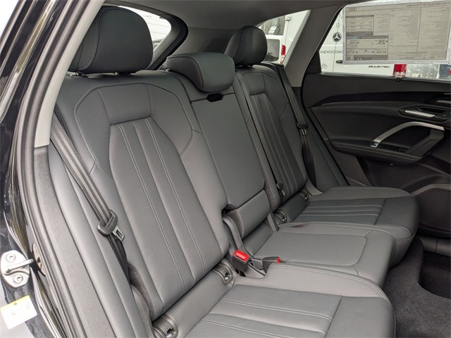 new 2025 Audi Q5 car, priced at $61,950