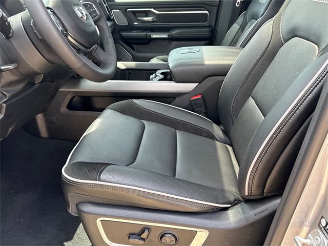2025 Ram 1500 Laramie photo 16
