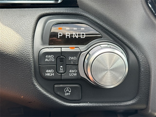 2025 Ram 1500 Laramie photo 24