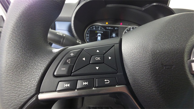 2025 Brilliant Silver Metallic Nissan Versa 1.6 SV FWD Sedan