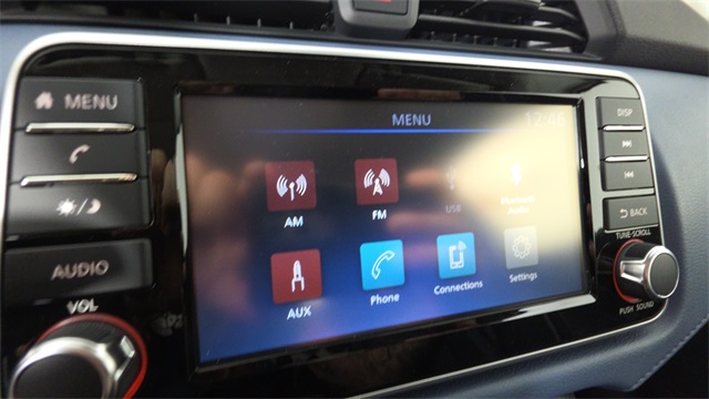 2025 Brilliant Silver Metallic Nissan Versa 1.6 SV FWD Sedan