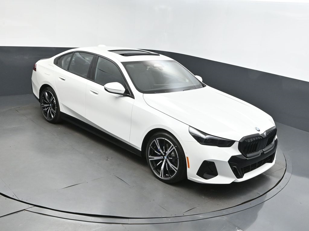 2026 Alpine White BMW 5 Series 530i RWD Sedan