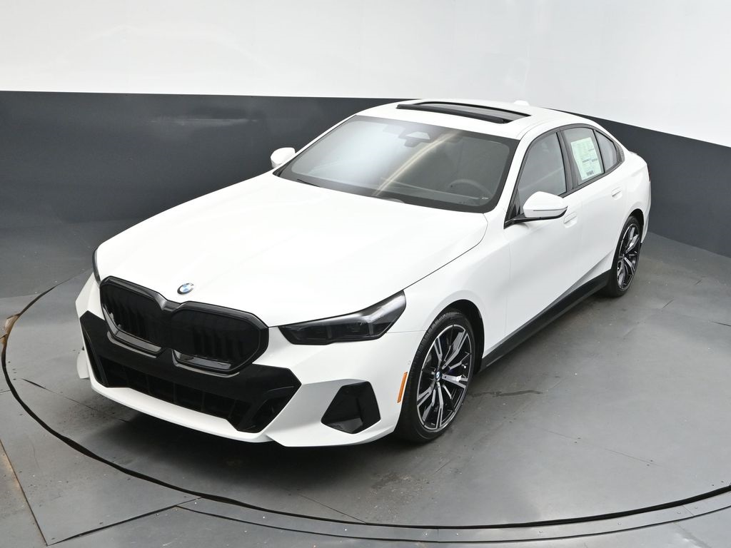 2026 Alpine White BMW 5 Series 530i RWD Sedan