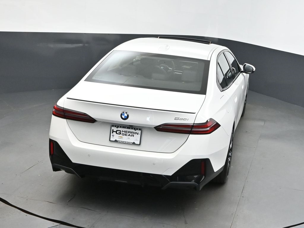 2026 Alpine White BMW 5 Series 530i RWD Sedan