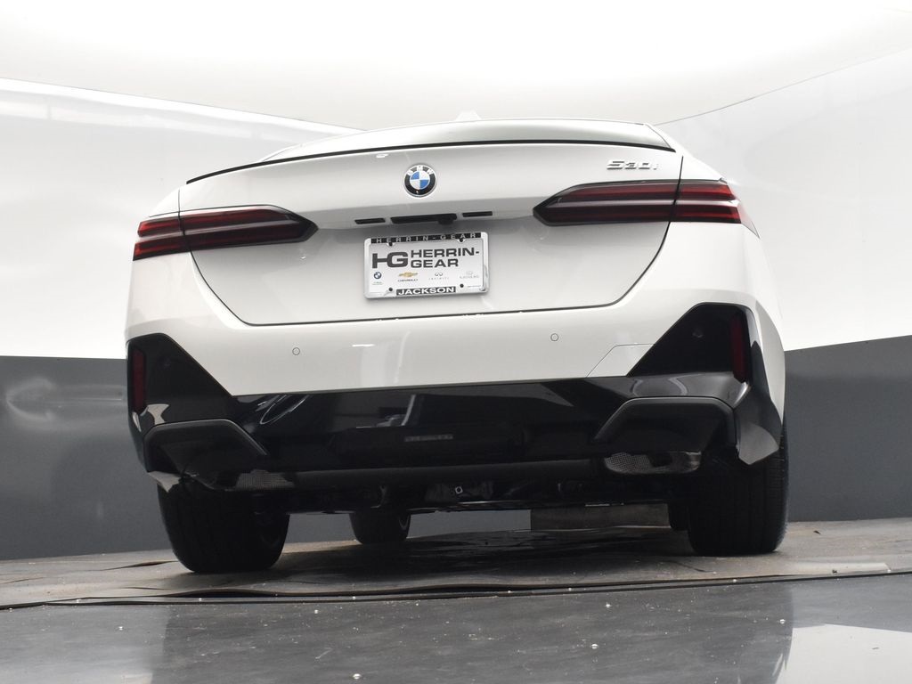 2026 Alpine White BMW 5 Series 530i RWD Sedan