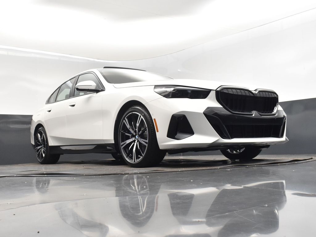 2026 Alpine White BMW 5 Series 530i RWD Sedan