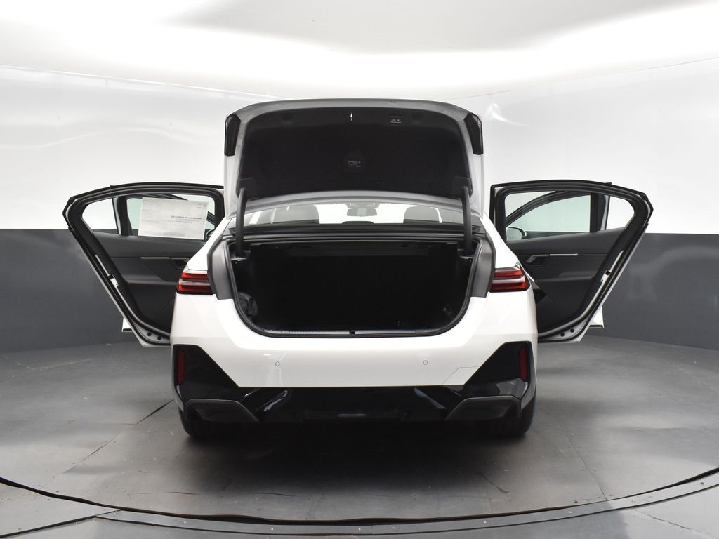 2026 Alpine White BMW 5 Series 530i RWD Sedan
