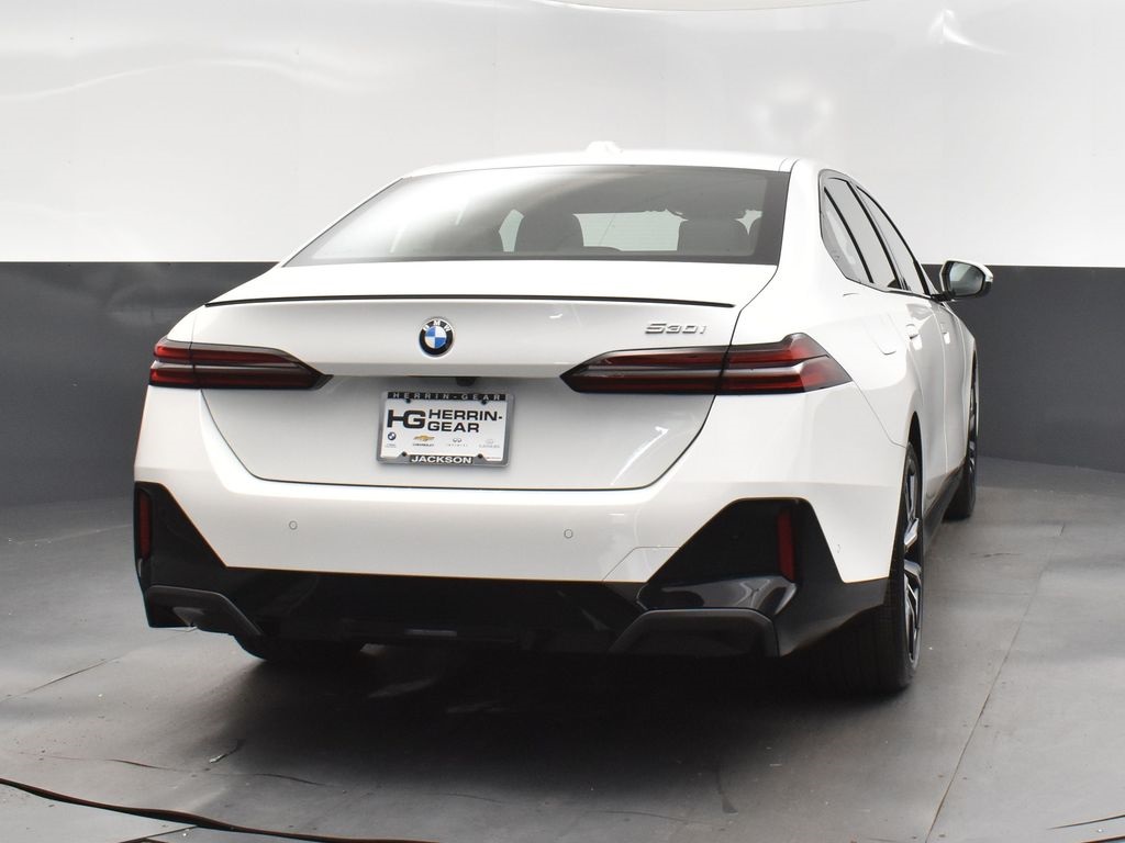 2026 Alpine White BMW 5 Series 530i RWD Sedan