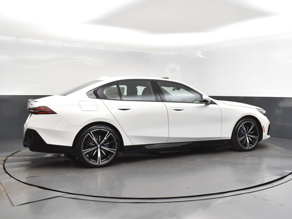 2026 Alpine White BMW 5 Series 530i RWD Sedan