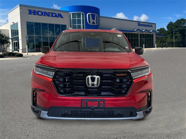 2025 Honda Pilot TrailSport photo 10