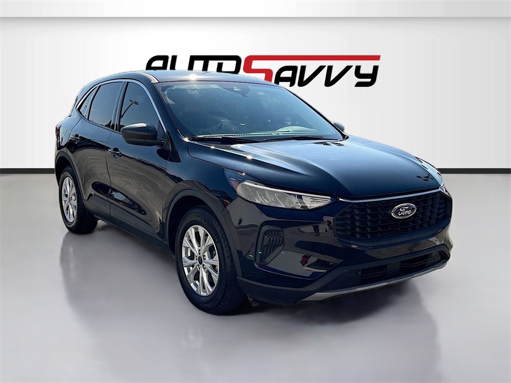 2024 Ford Escape Active's photo